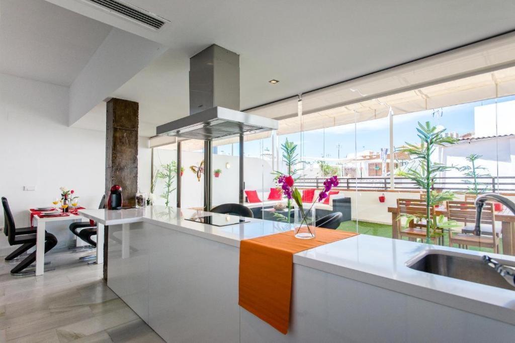 Aticos Magdalena Appartement Sevilla Buitenkant foto