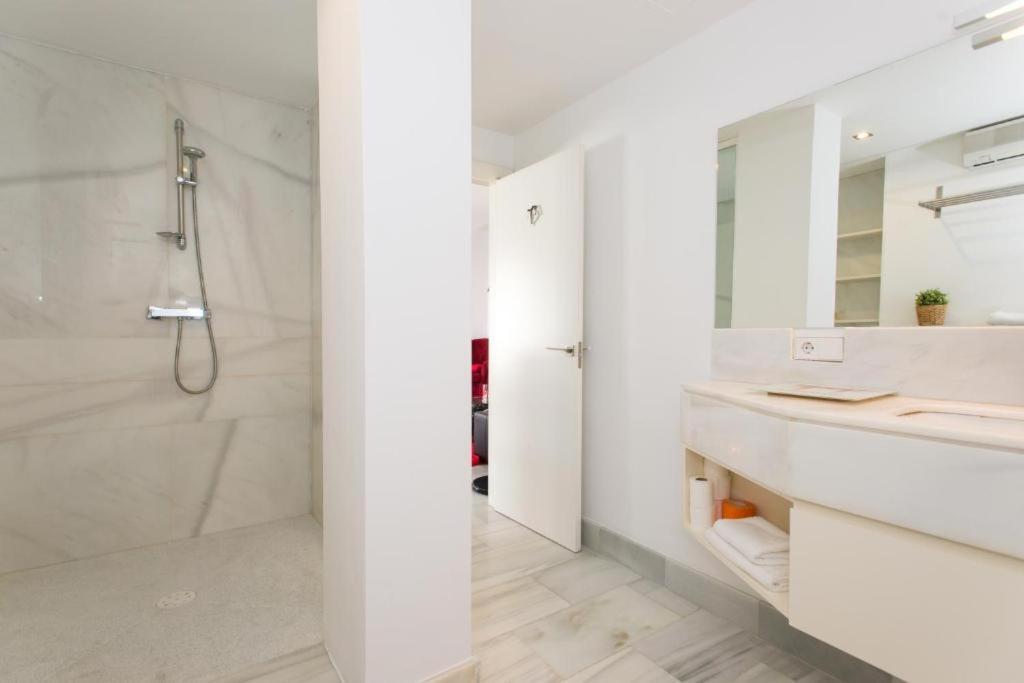 Aticos Magdalena Appartement Sevilla Buitenkant foto